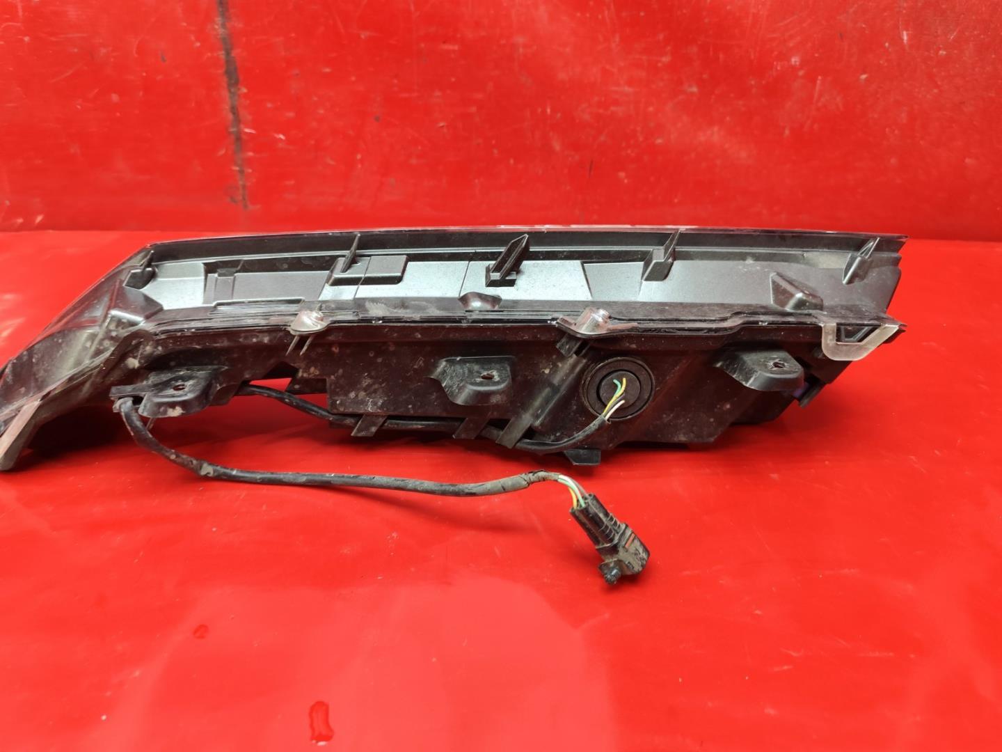 Фара дневного света (ходовые огни)