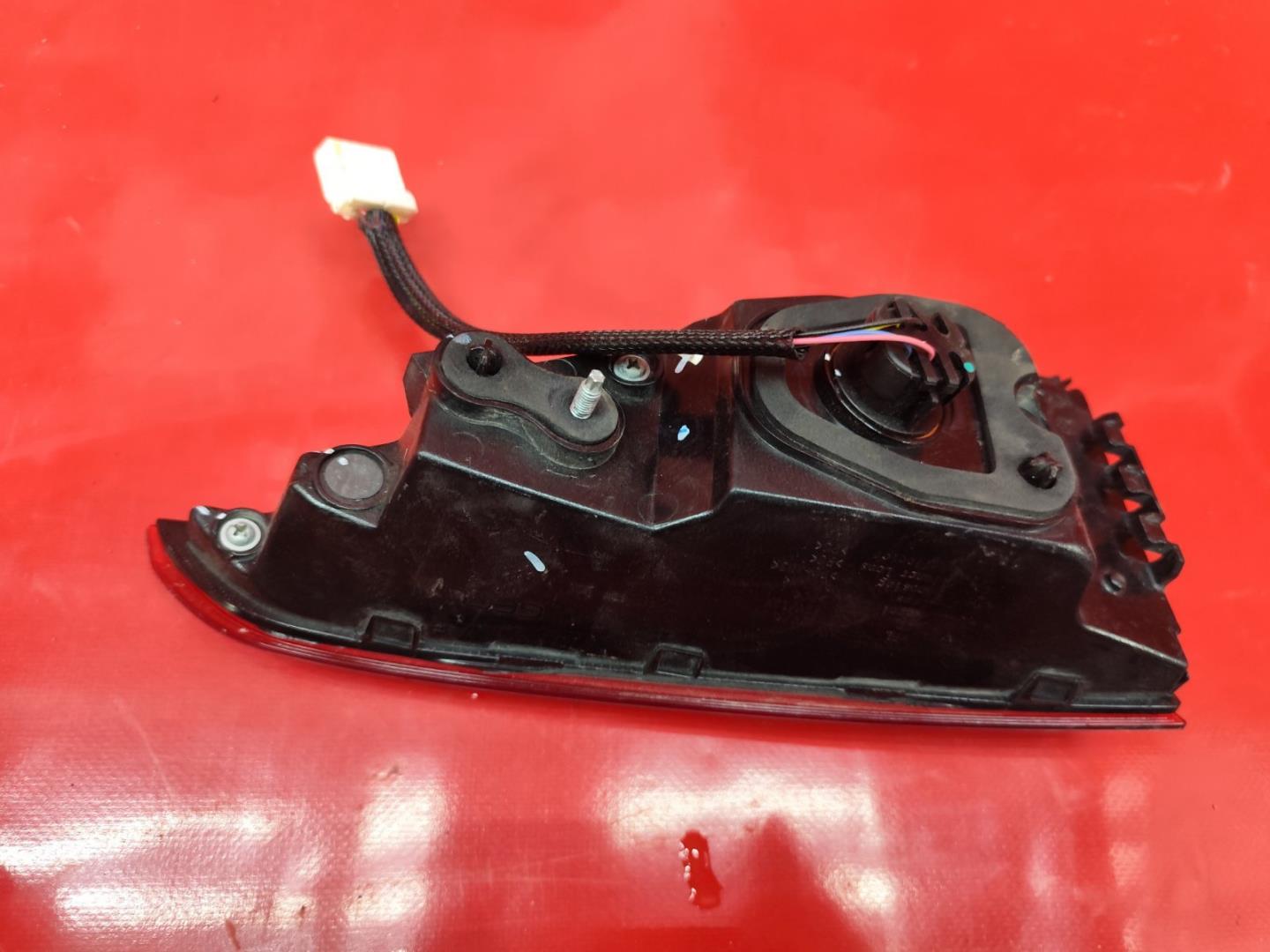 Фонарь задний