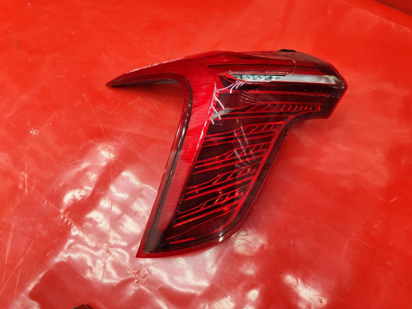 Фонарь задний