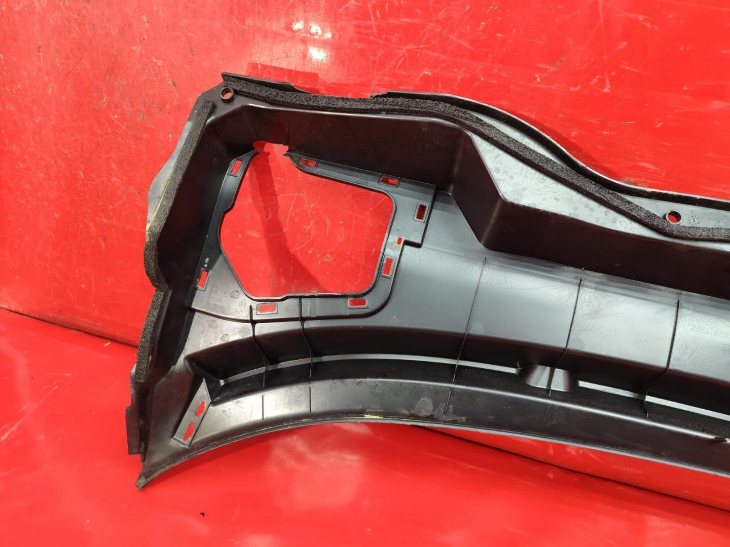 Решетка стеклоочистителей (Жабо)