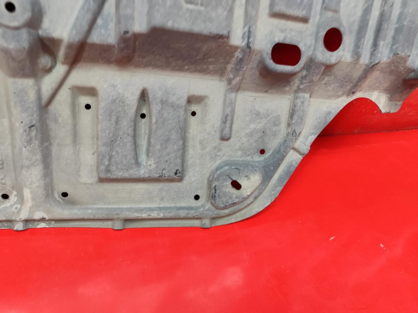 Пыльник переднего бампера