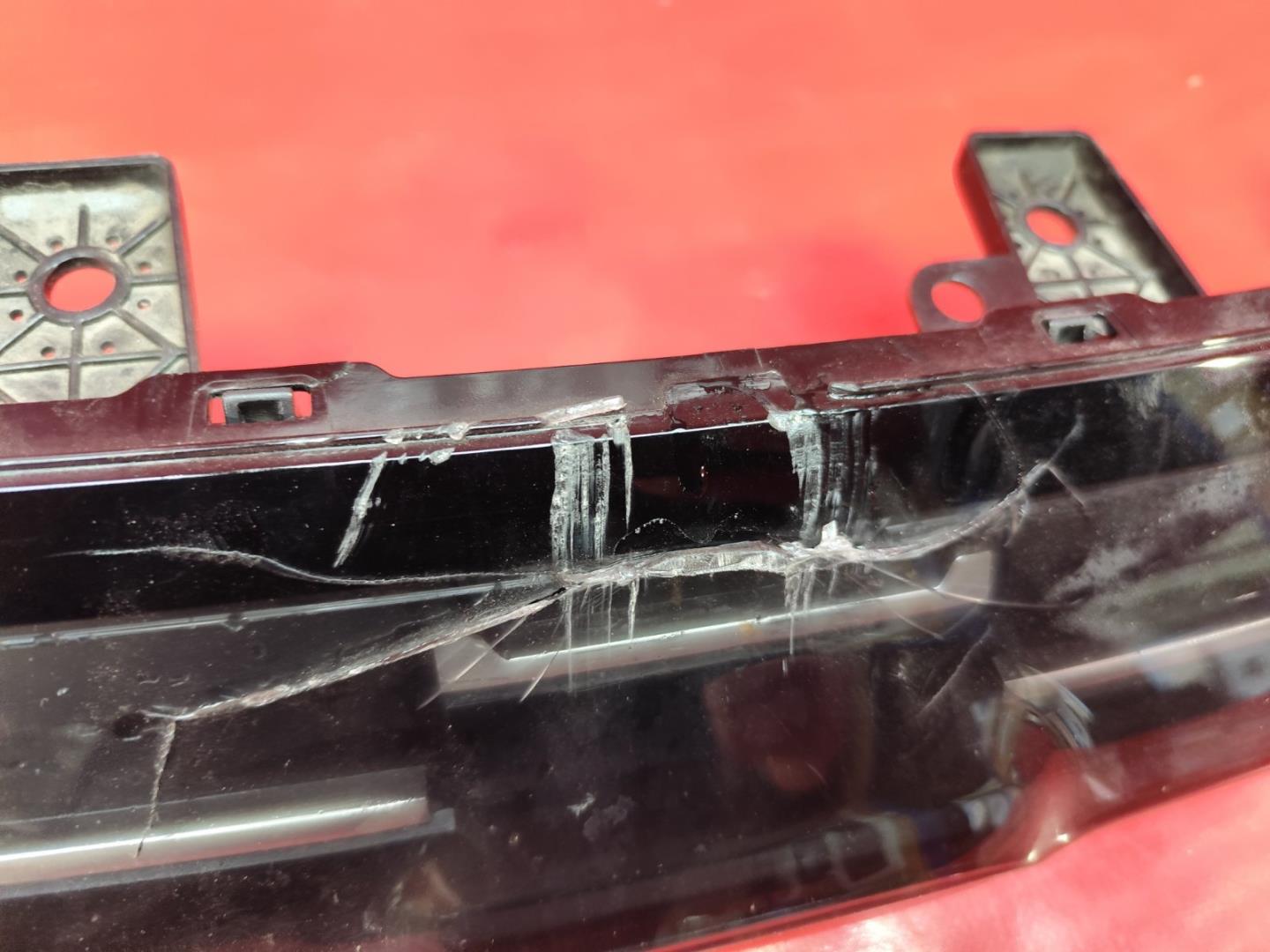 Накладка на решетку радиатора