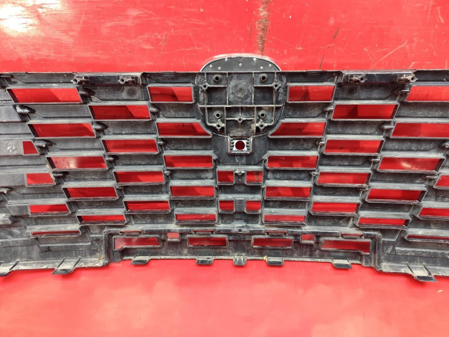 Решетка радиатора