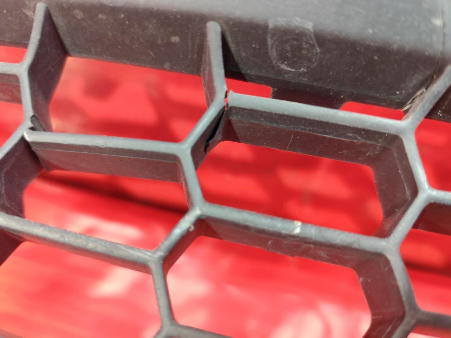 Решетка радиатора