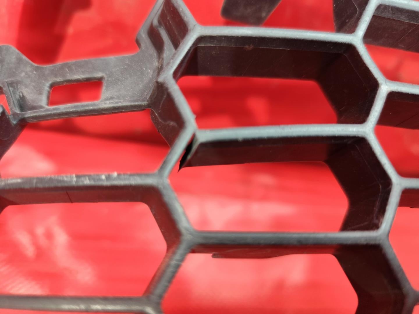 Решетка радиатора