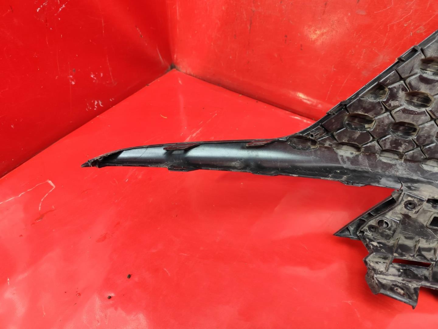 Решетка радиатора