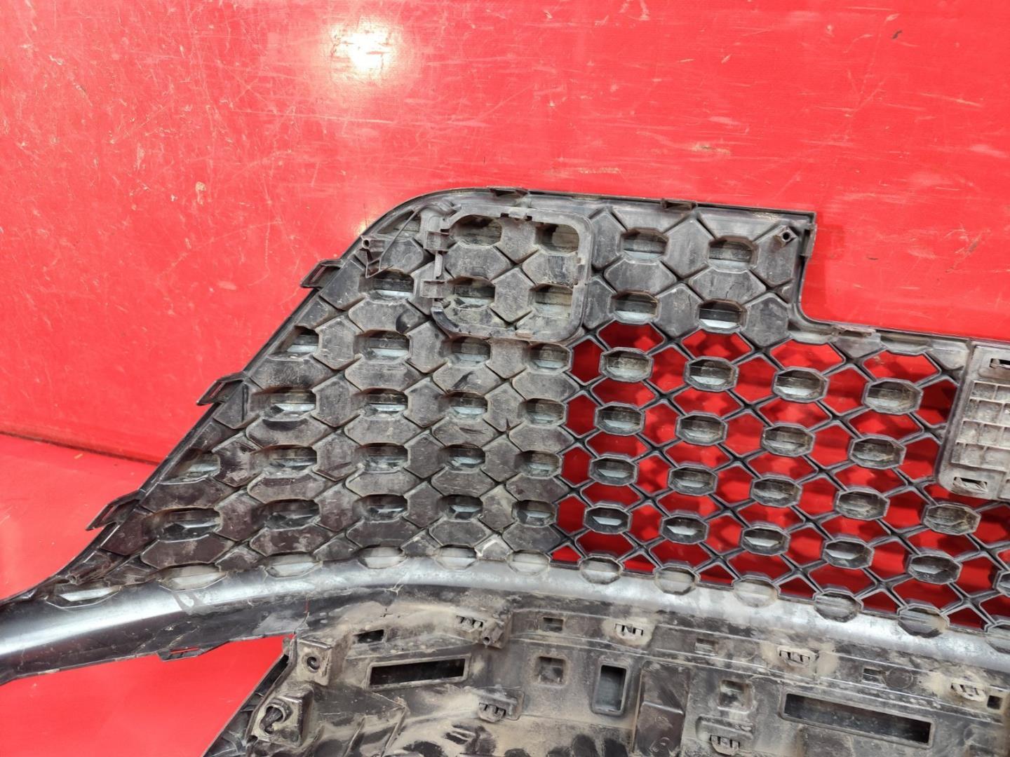 Решетка радиатора