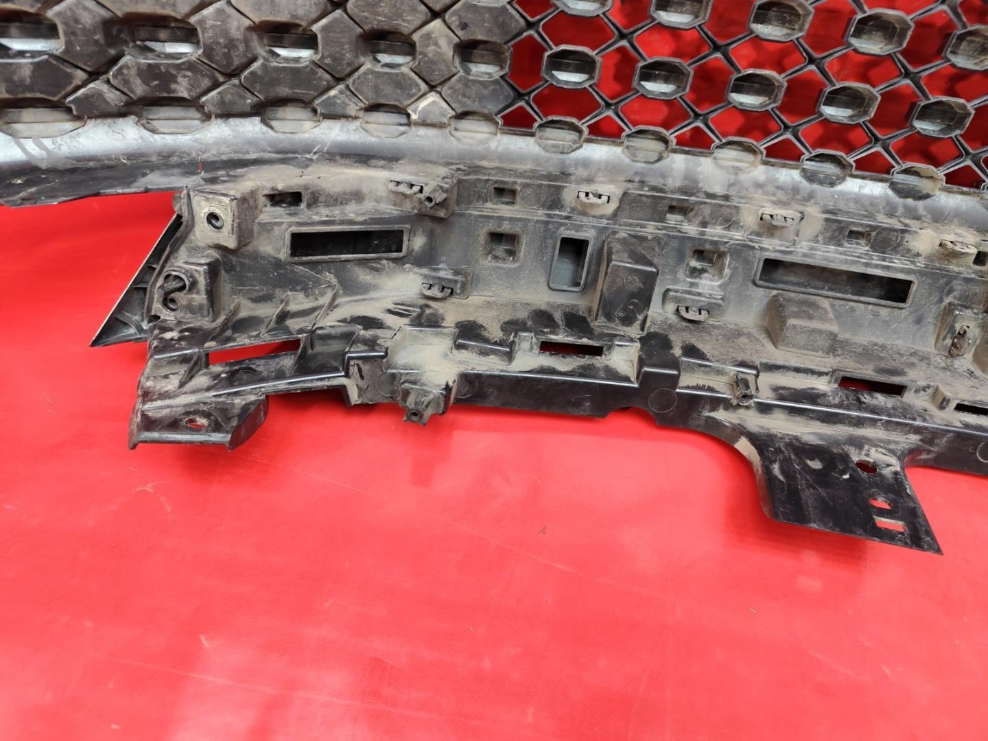 Решетка радиатора