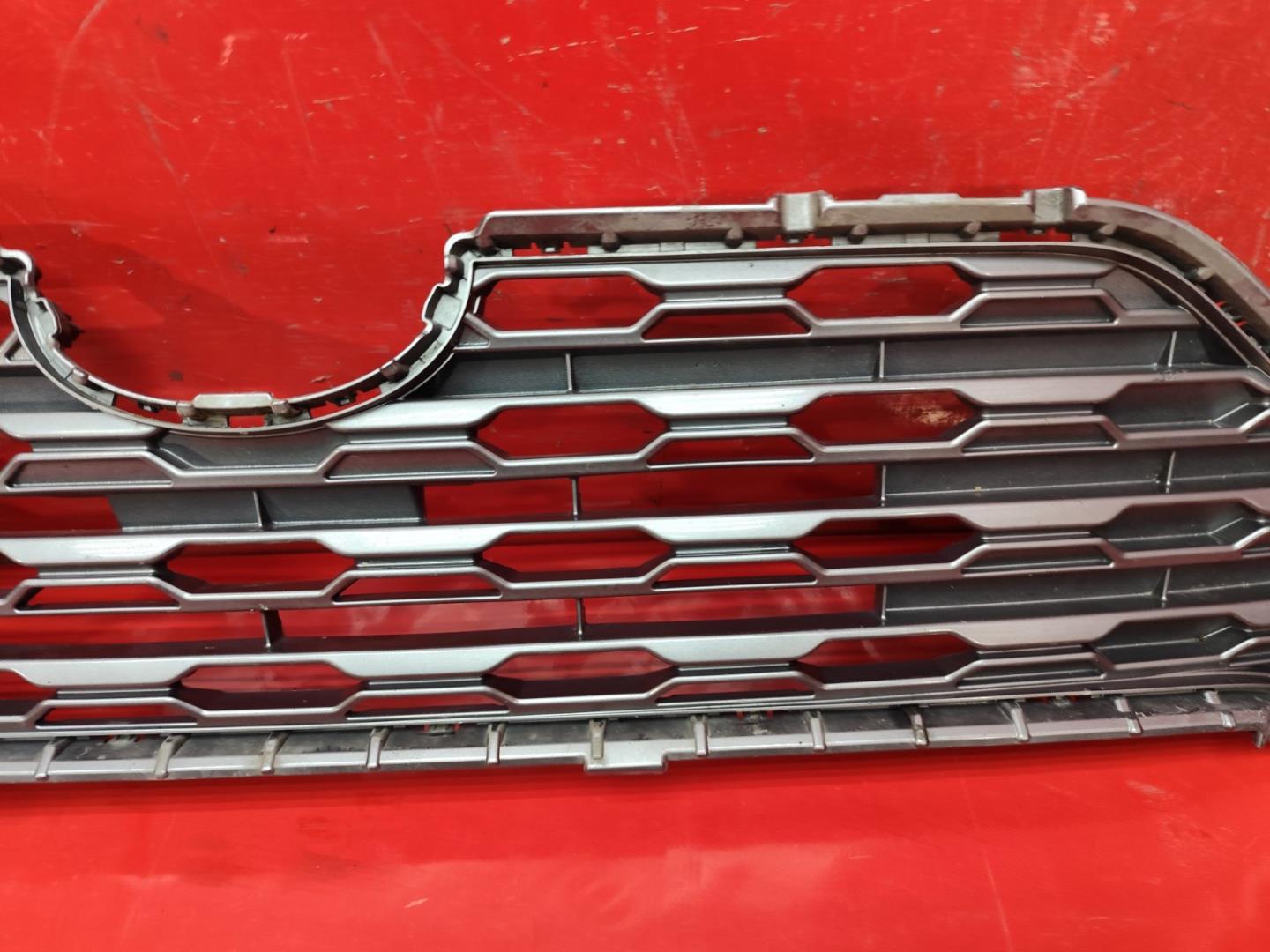 Решетка радиатора