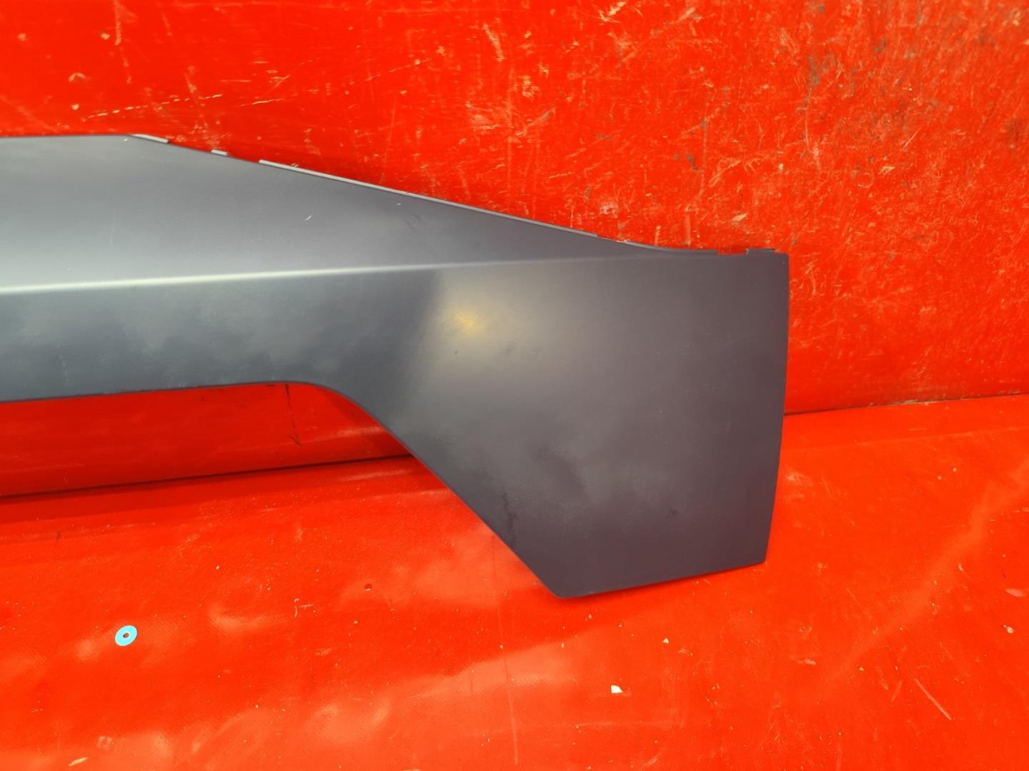 Накладка крышки багажника