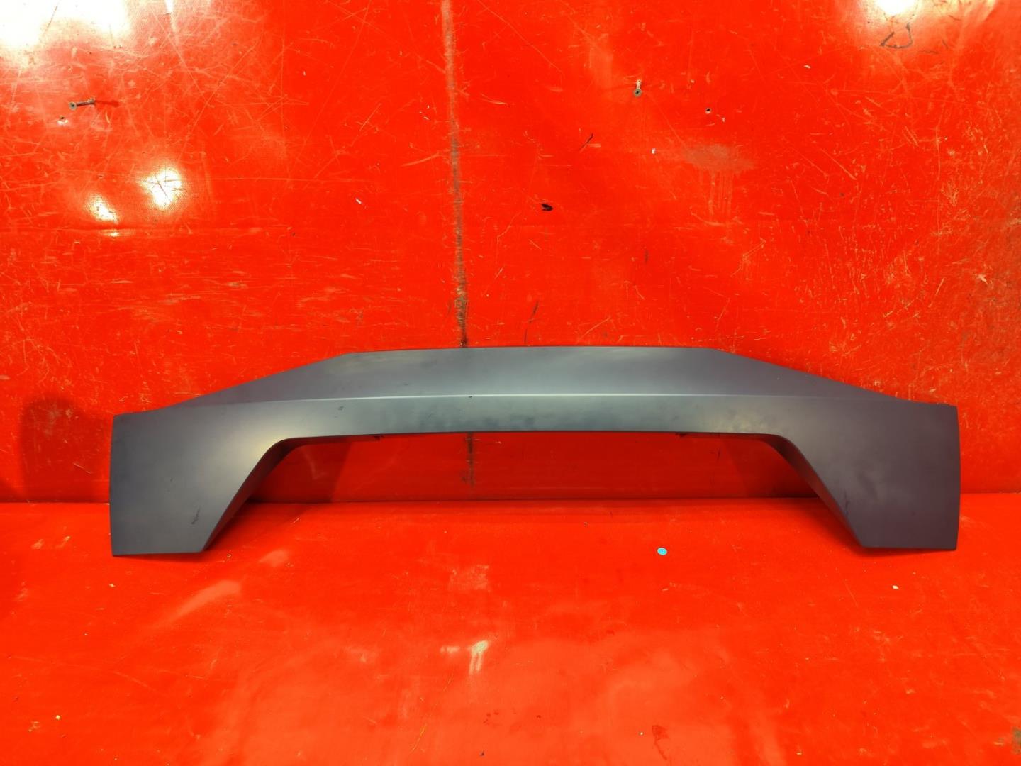 Накладка крышки багажника