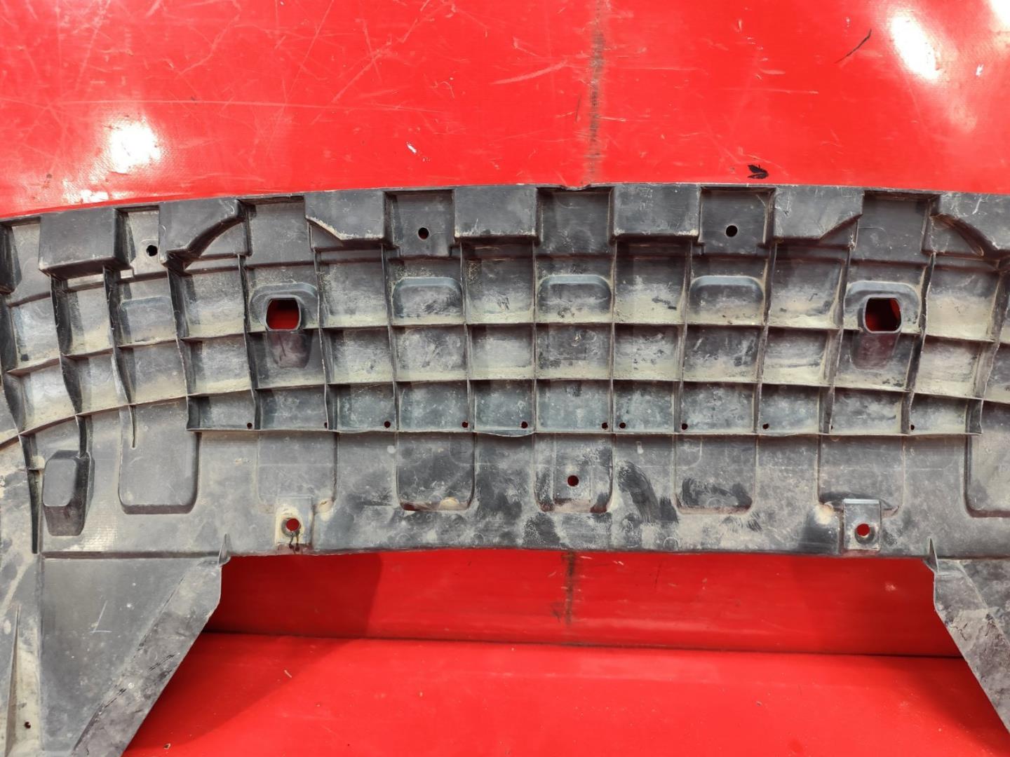 Пыльник переднего бампера