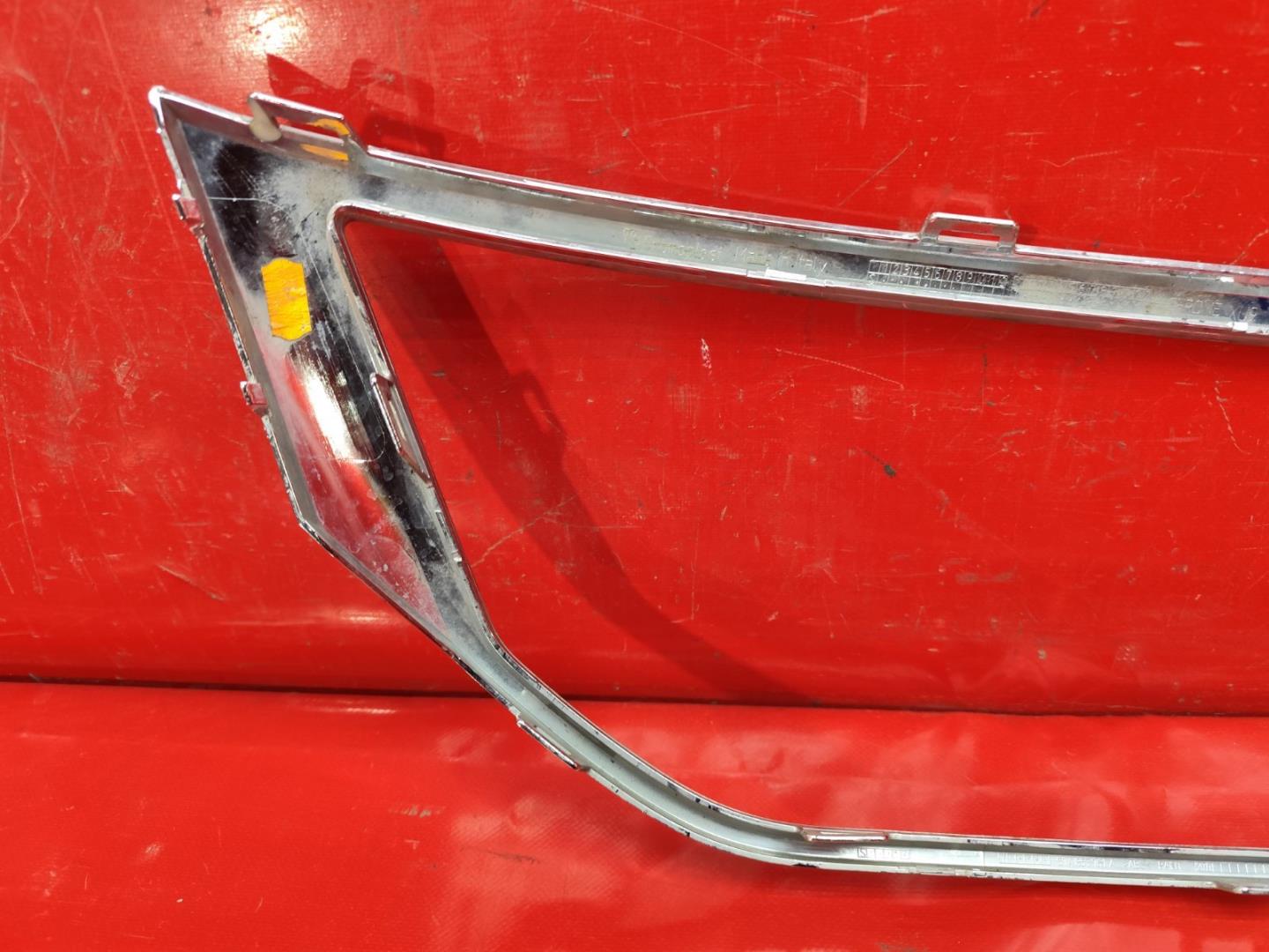 Накладка на решетку радиатора