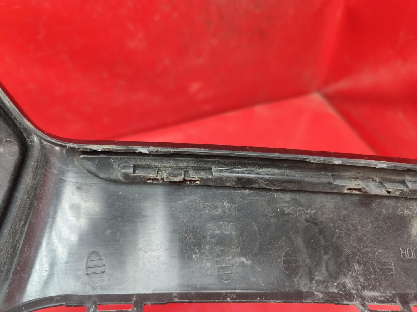 Накладка на решетку радиатора