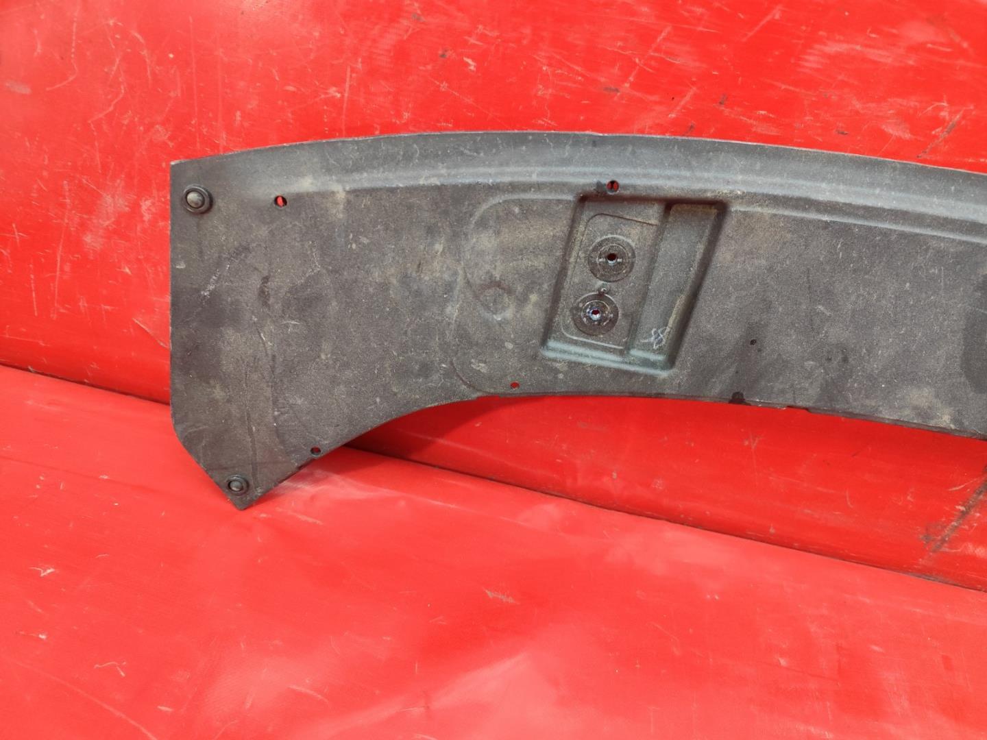 Накладка спойлера