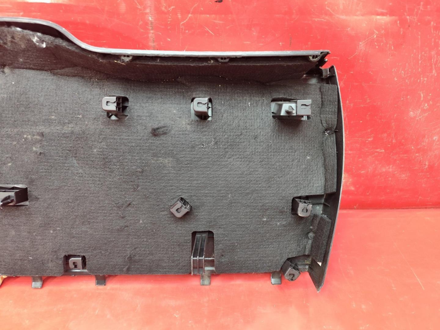 Обшивка багажника