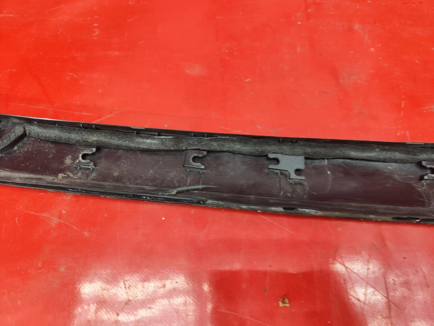 Обшивка стойки