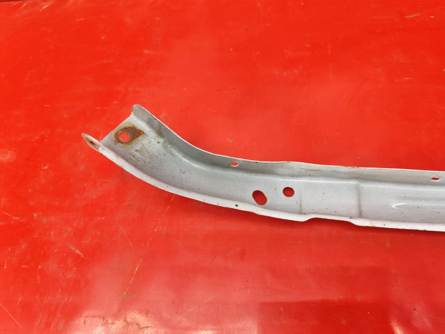 Кронштейн крепления фары