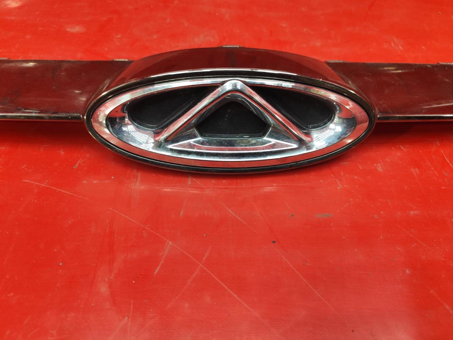 Накладка на решетку радиатора