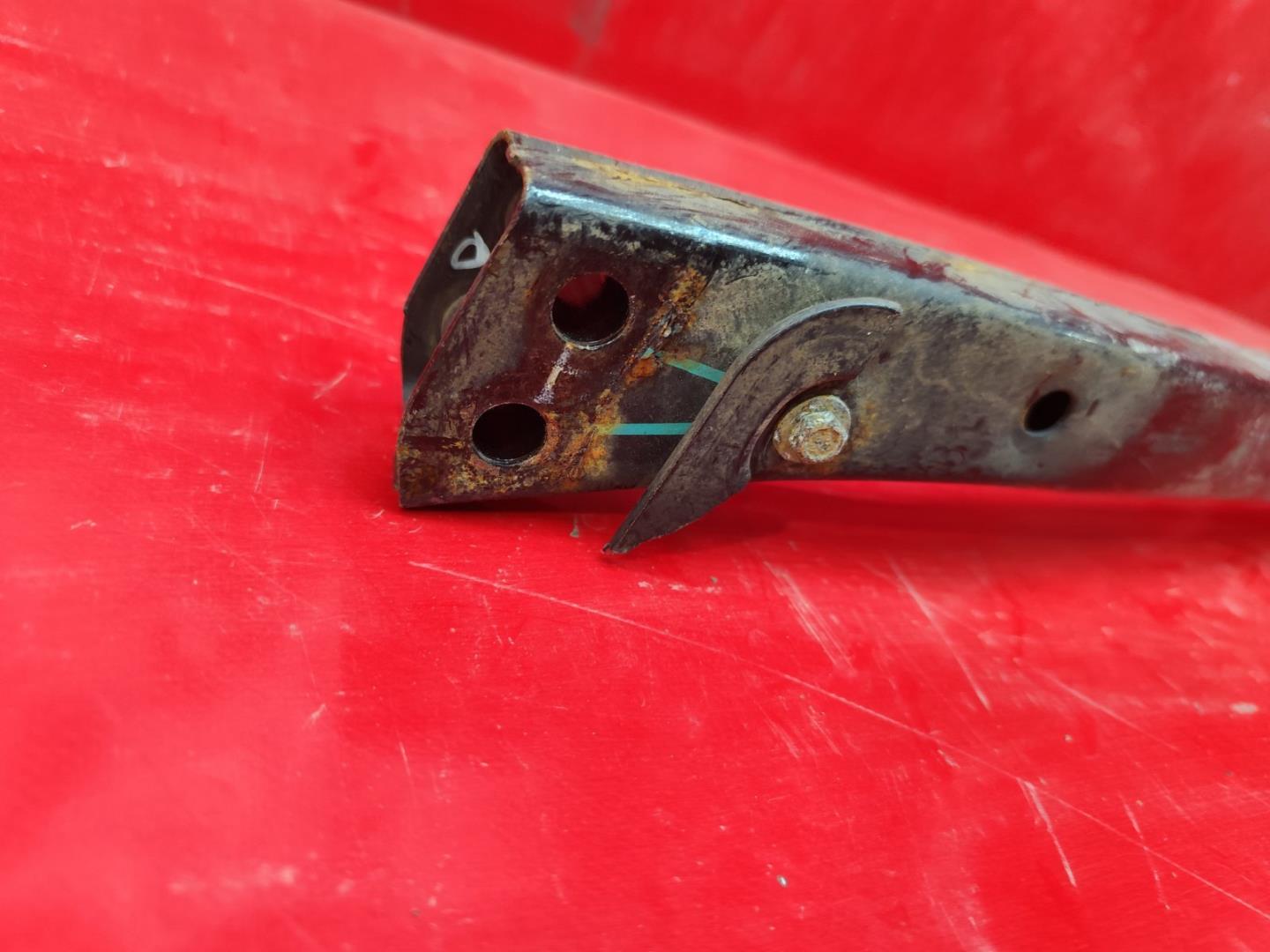 Кронштейн защиты картера