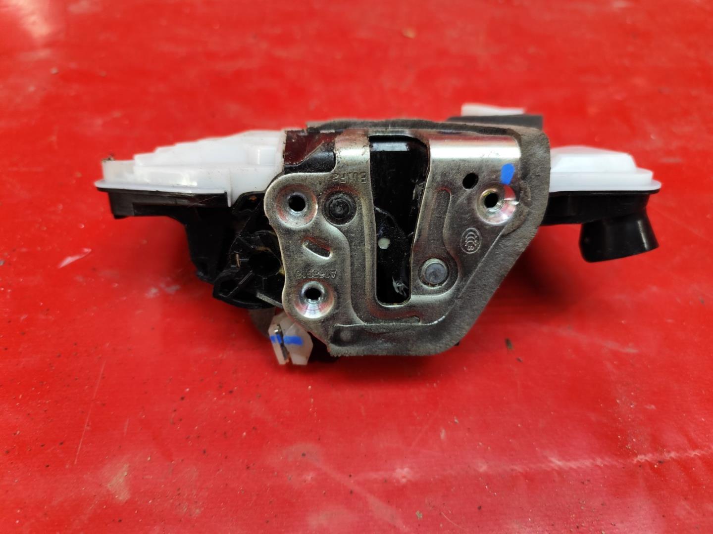 Замок двери