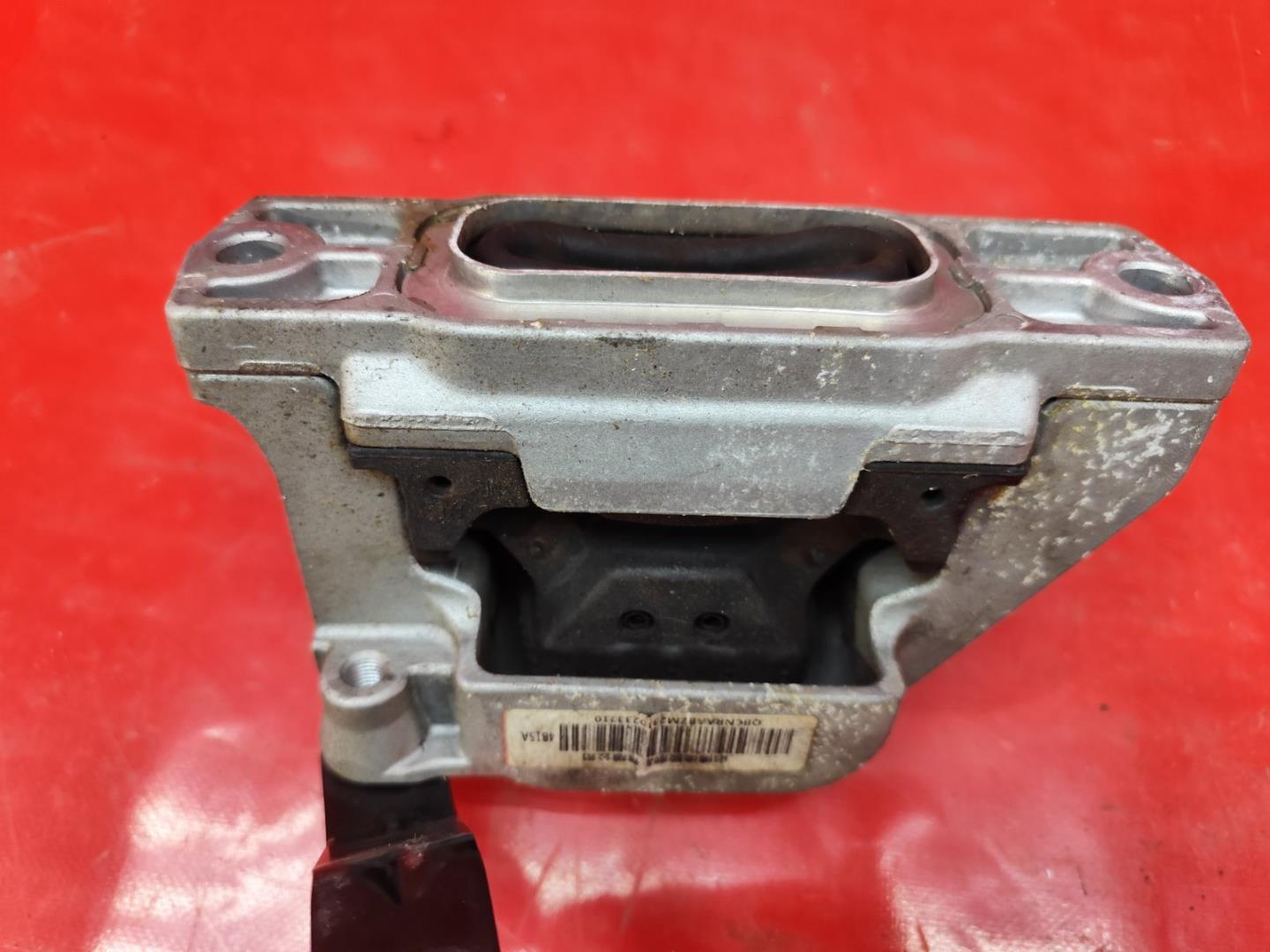 Опора двигателя