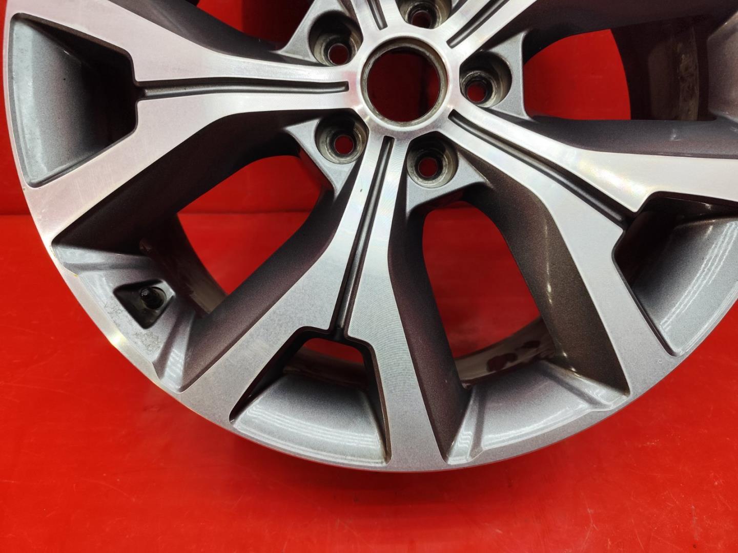 Диск колесный литой легкий сплав