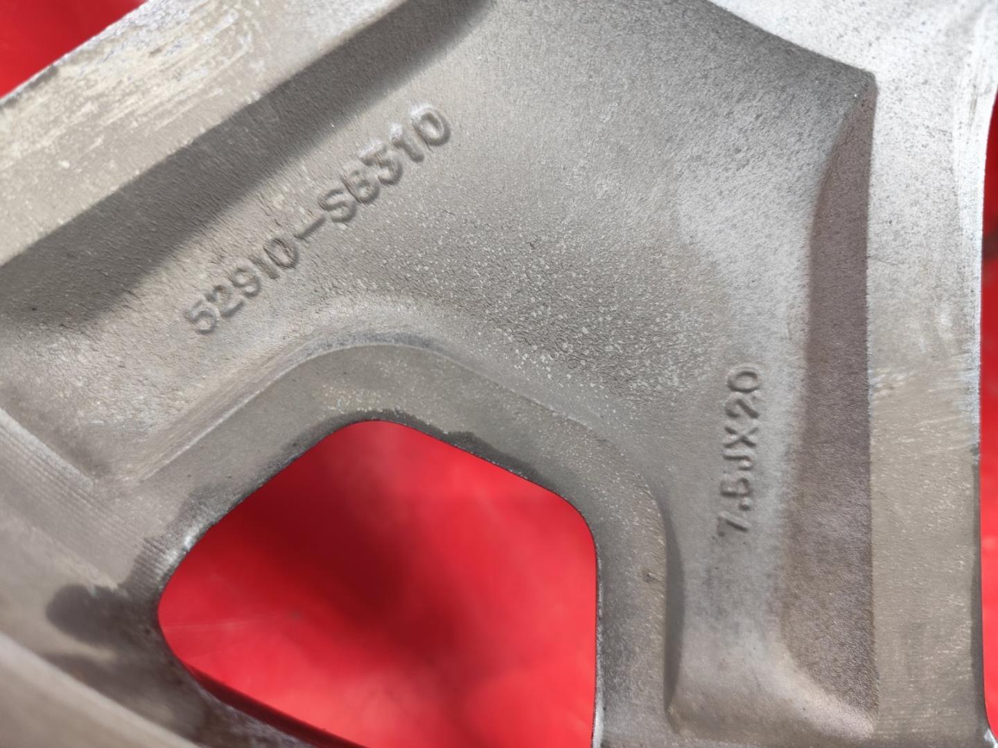 Диск колесный литой легкий сплав