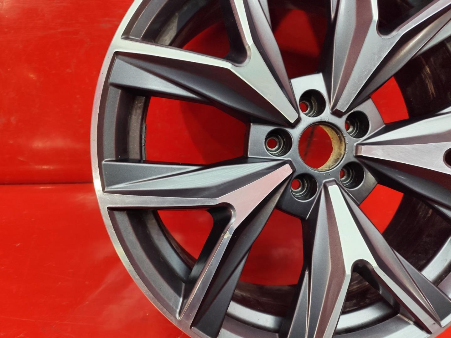 Диск колесный литой легкий сплав