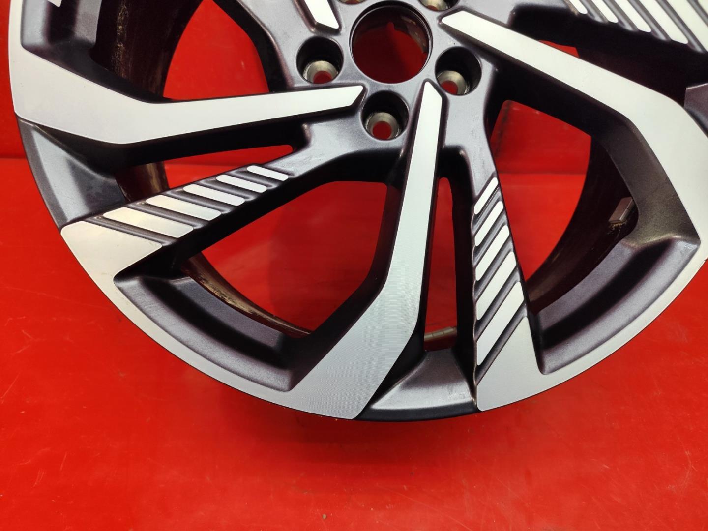 Диск колесный литой