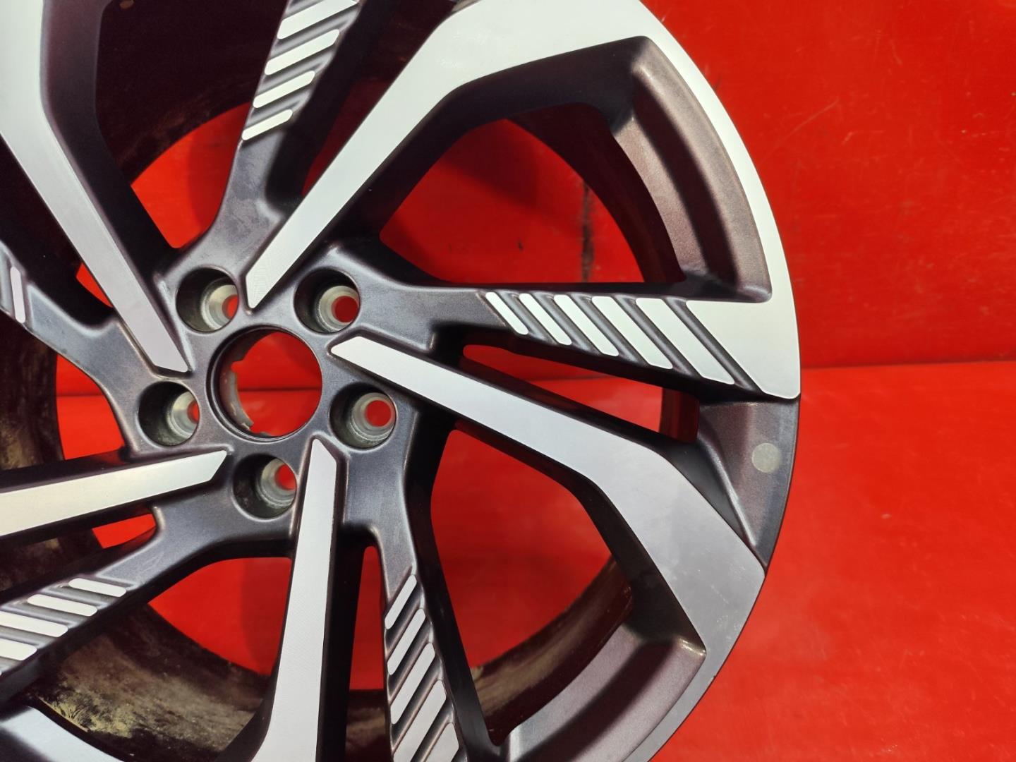 Диск колесный литой