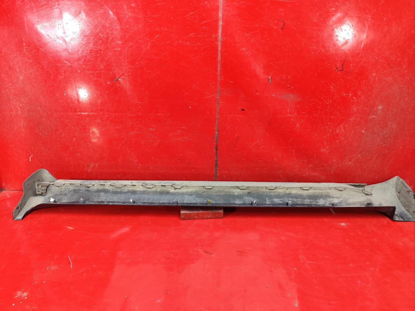 Накладка на подножку