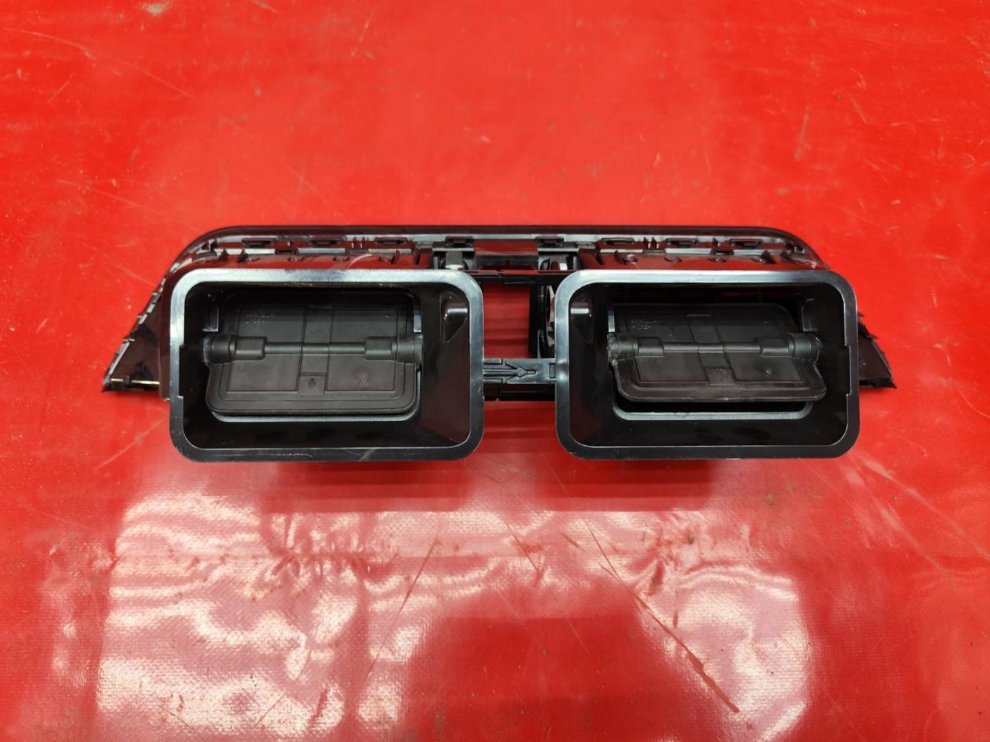 Дефлектор воздушный