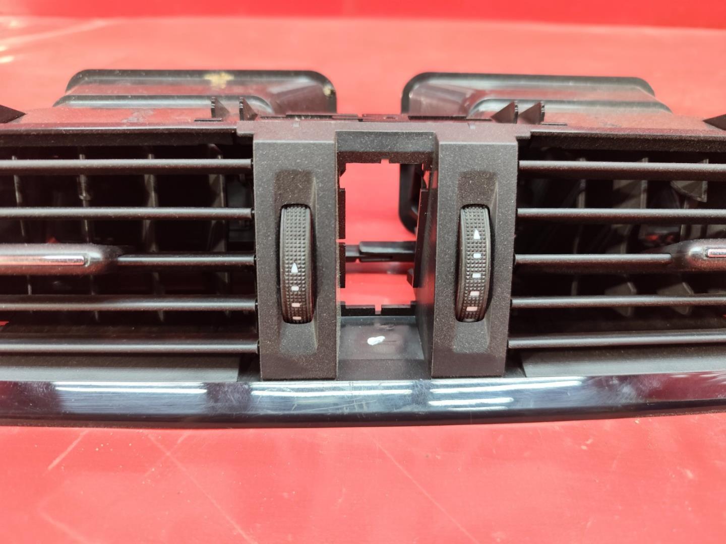 Дефлектор воздушный