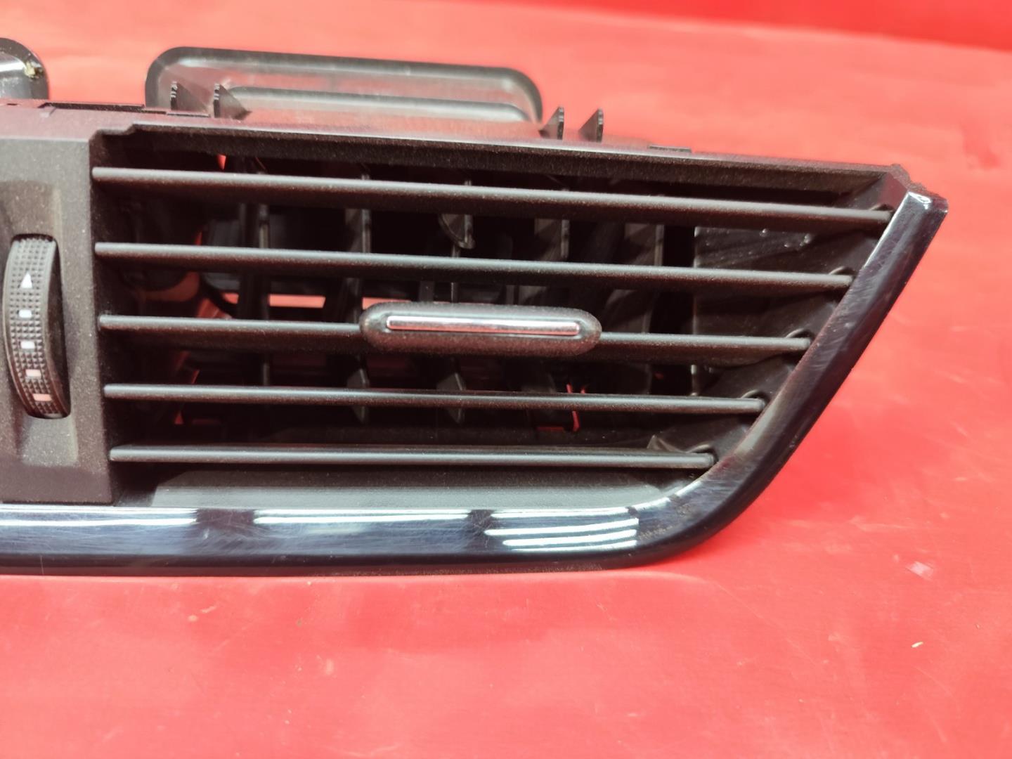 Дефлектор воздушный