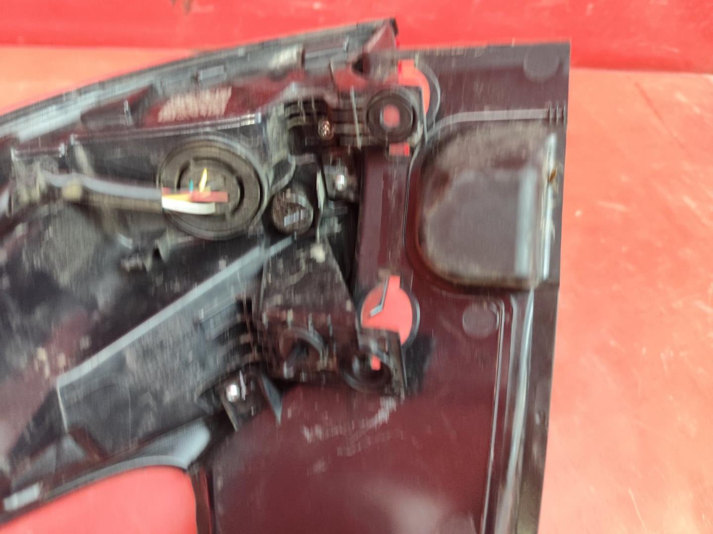 Фонарь задний