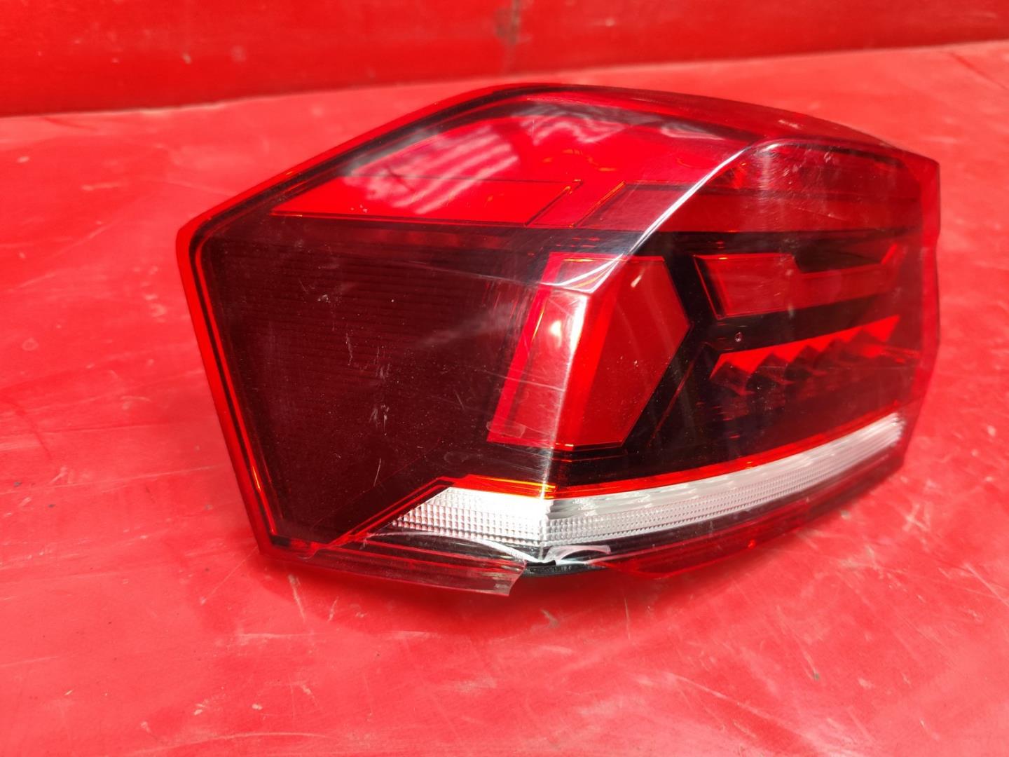 Фонарь задний