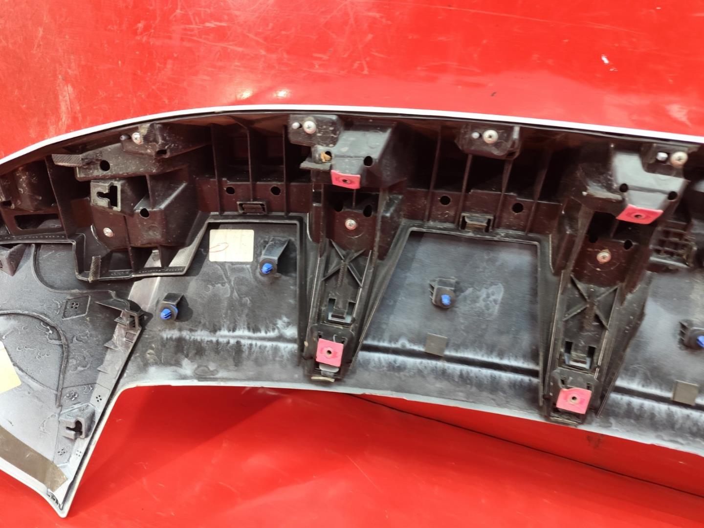 Накладка крышки багажника