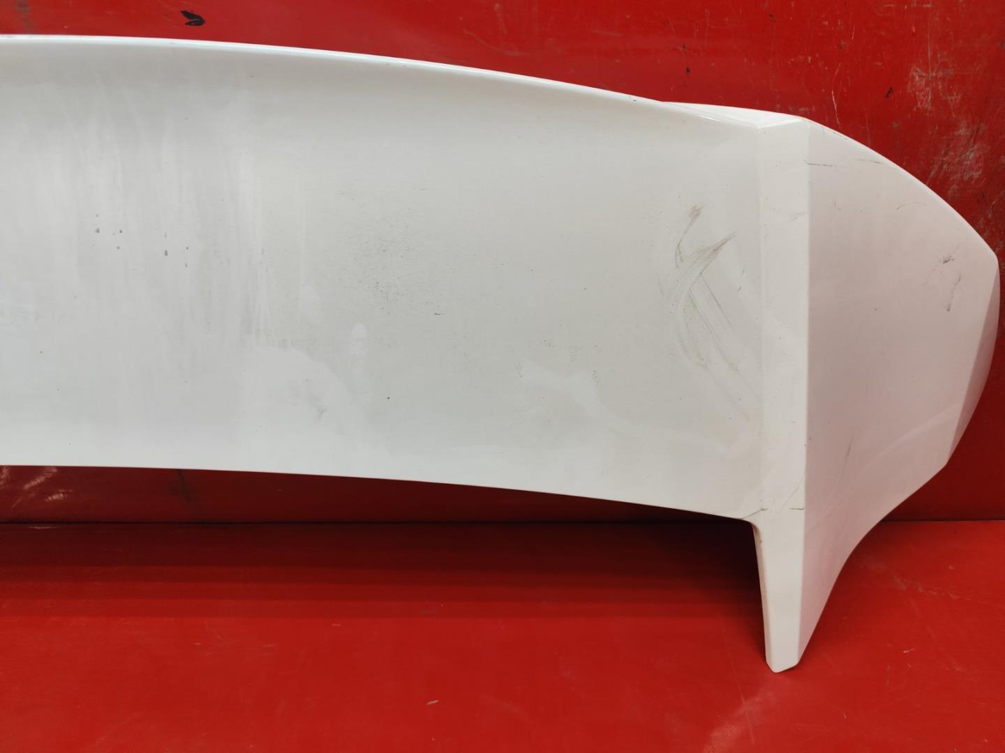 Накладка крышки багажника