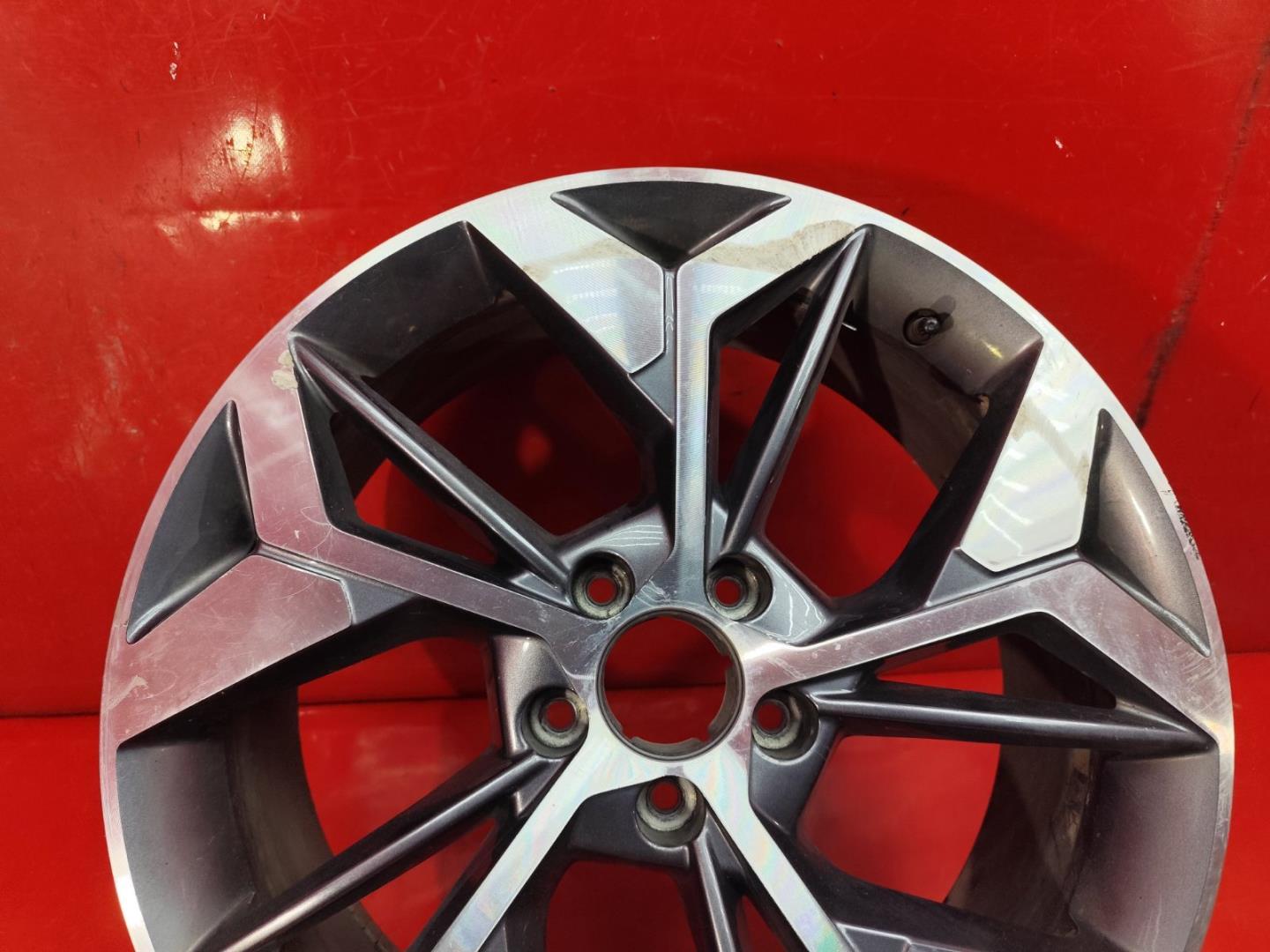 Диск колесный литой легкий сплав