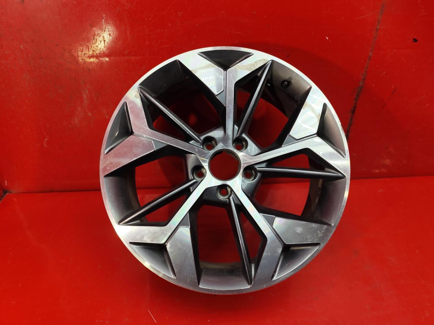 Диск колесный литой легкий сплав