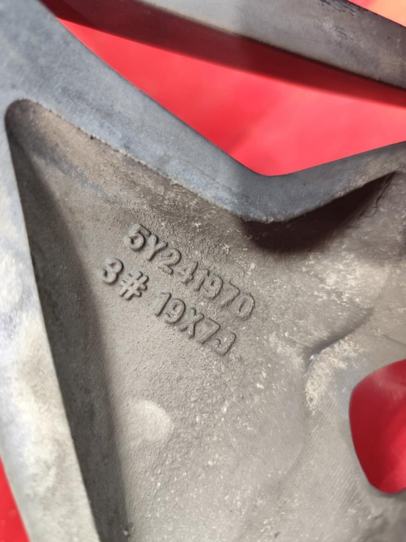 Диск колесный литой легкий сплав