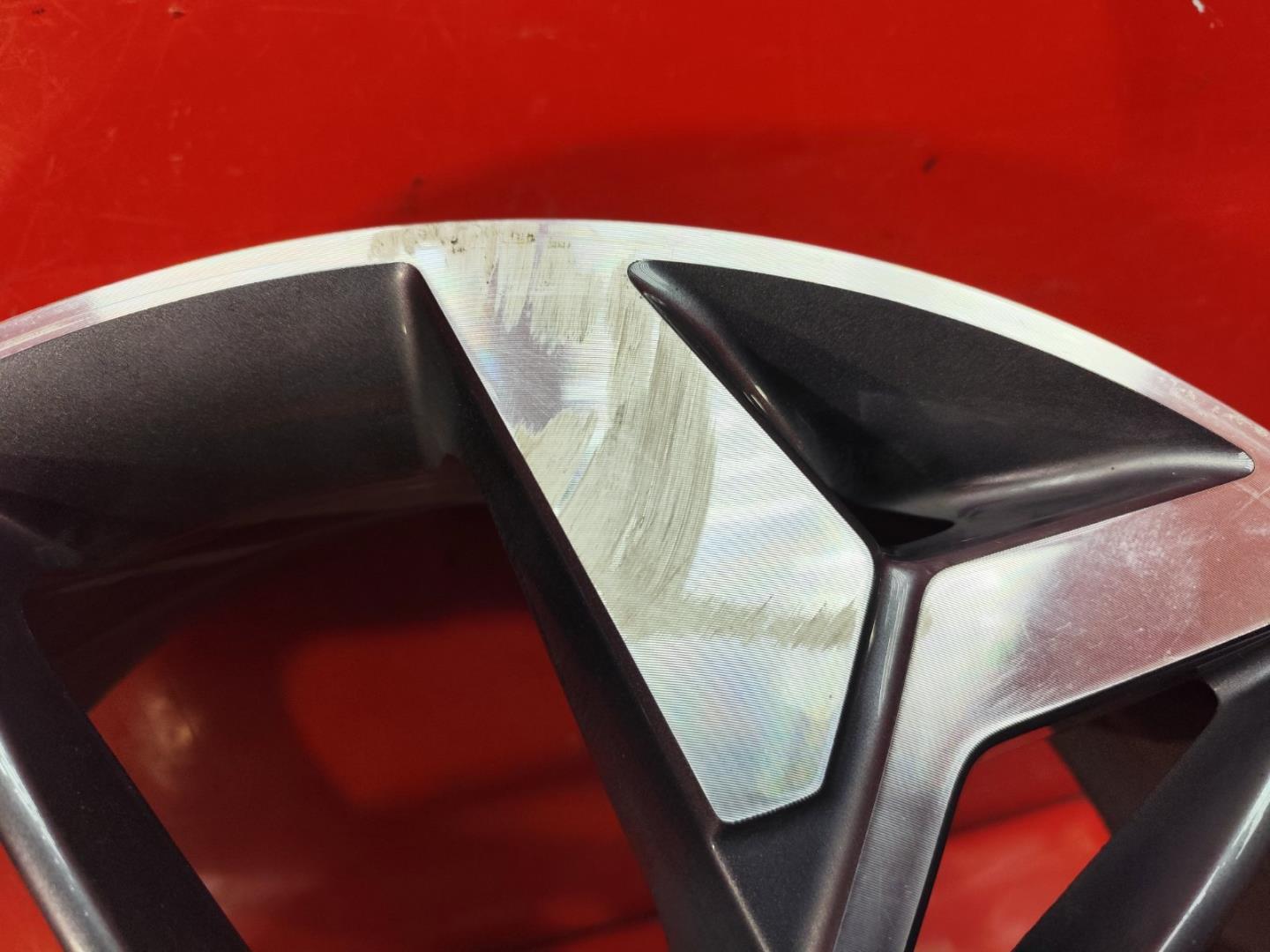 Диск колесный литой легкий сплав