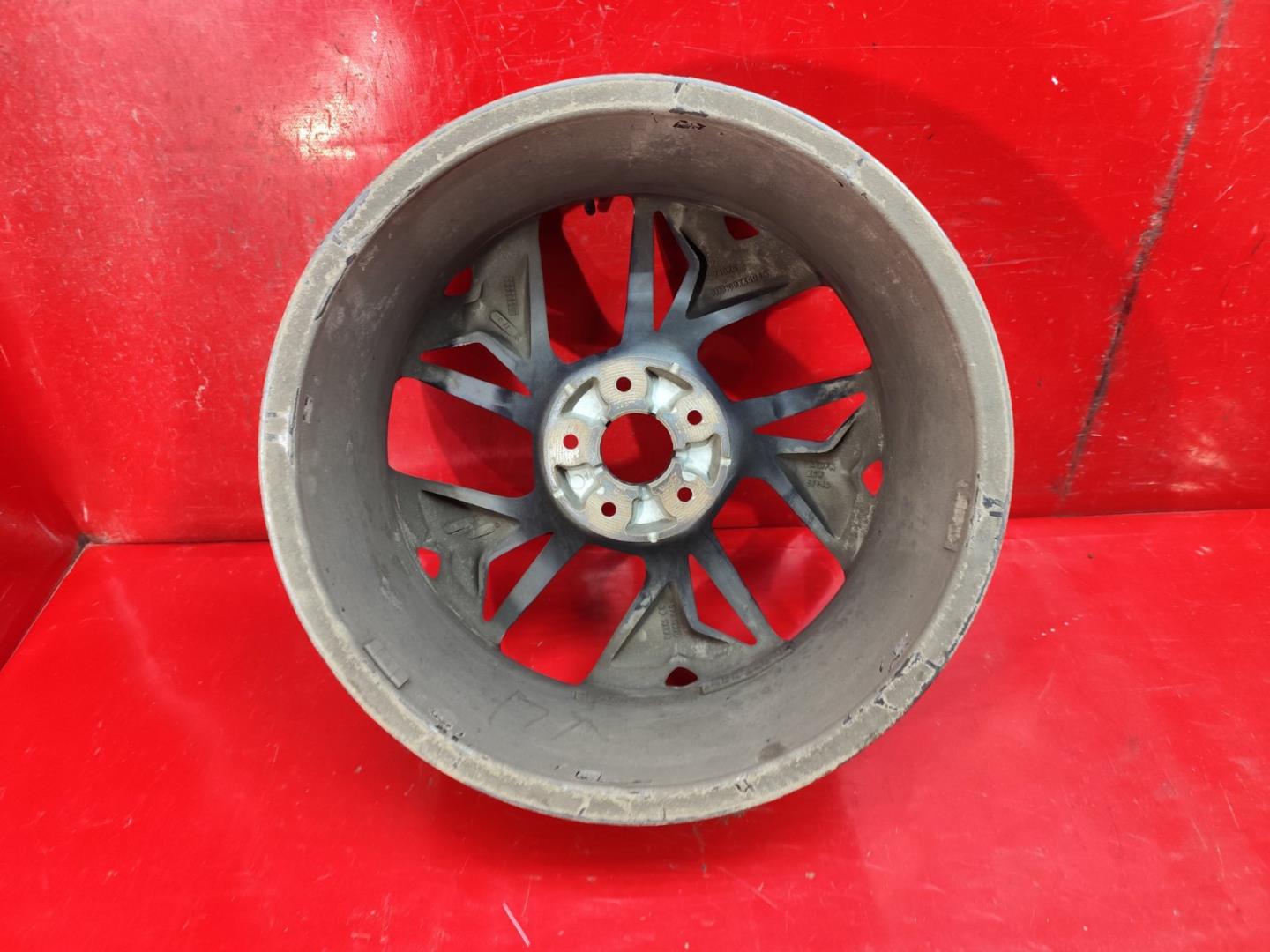 Диск колесный литой легкий сплав