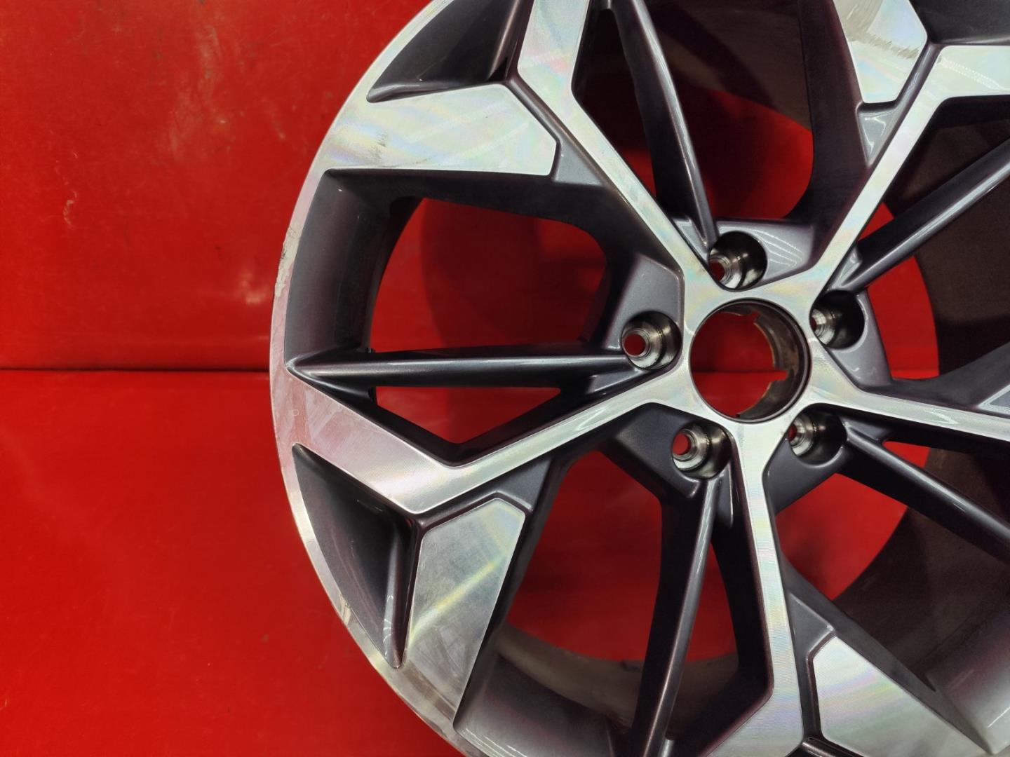 Диск колесный литой легкий сплав