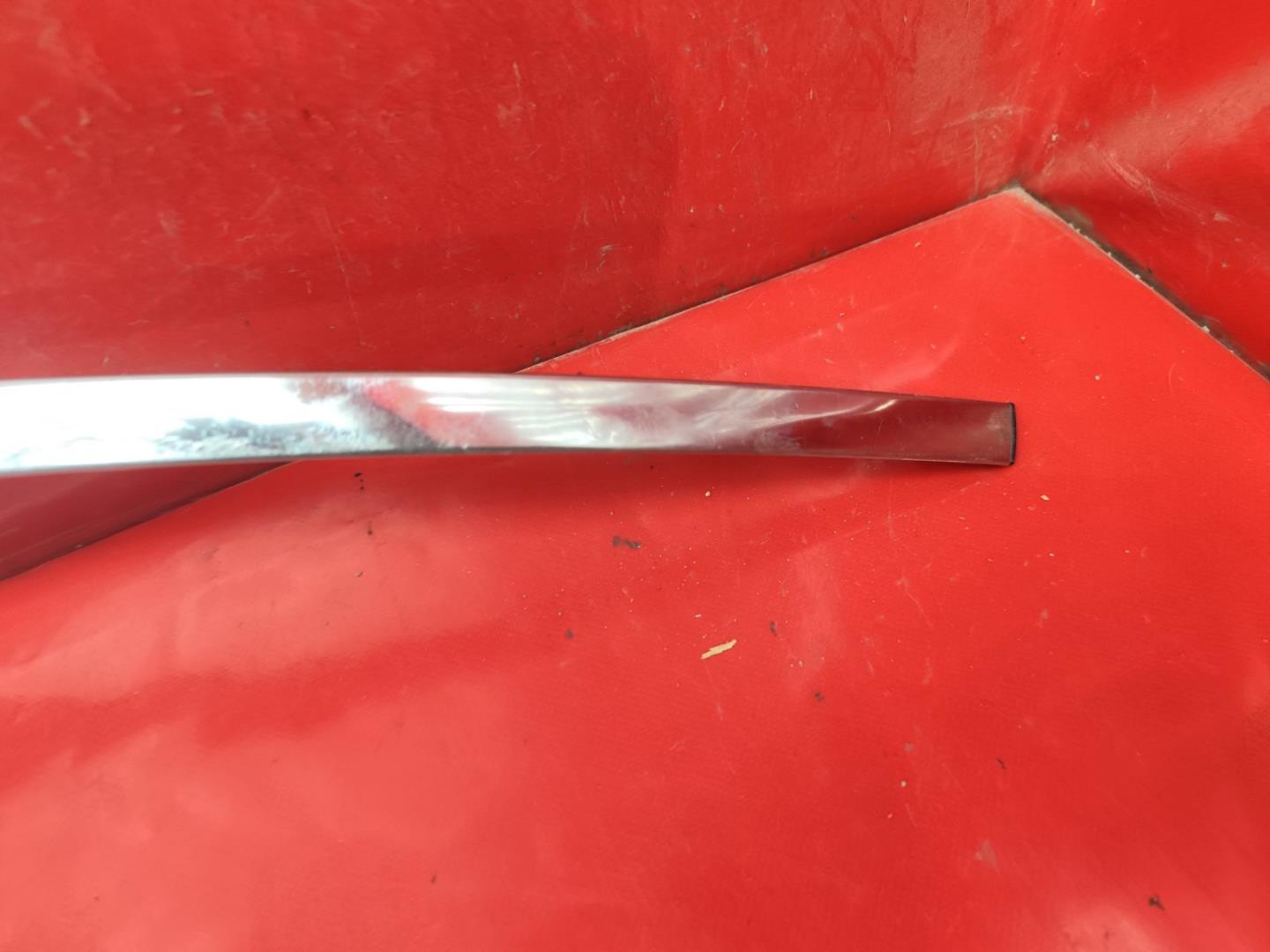 Молдинг двери