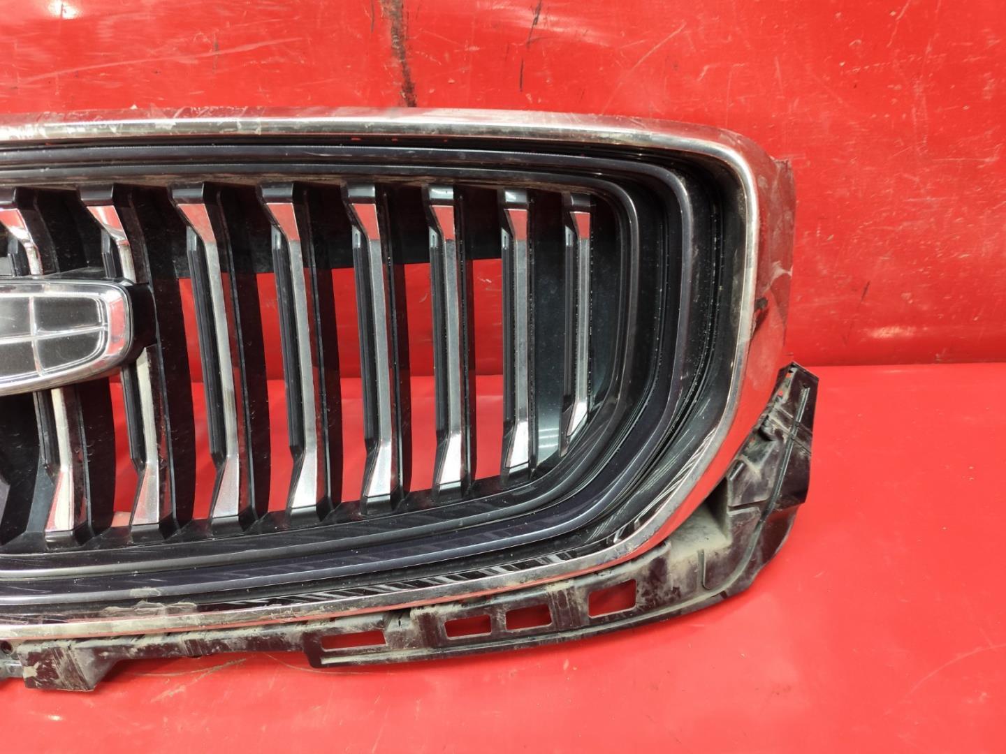 Решетка радиатора