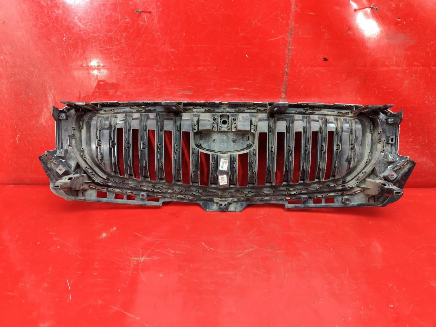 Решетка радиатора