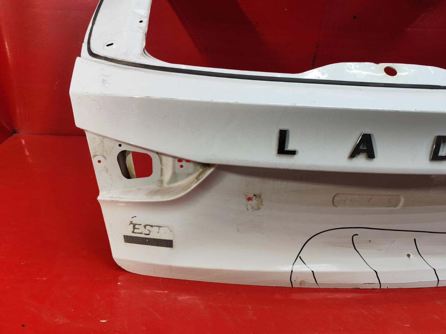 Крышка багажника