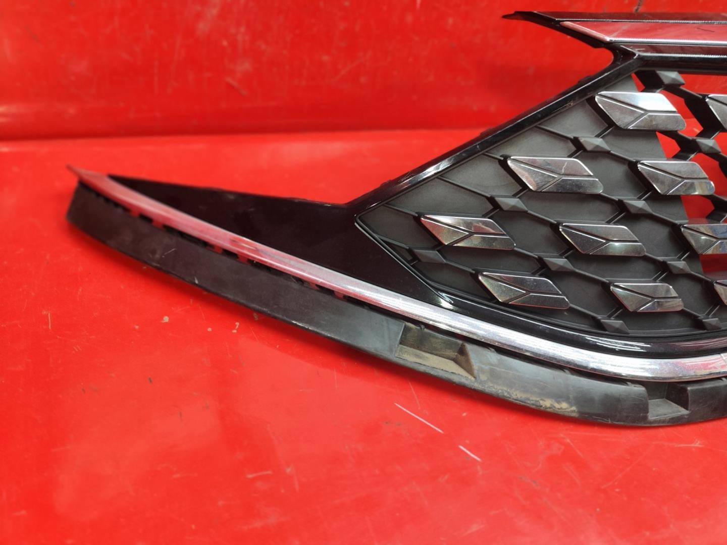 Решетка радиатора